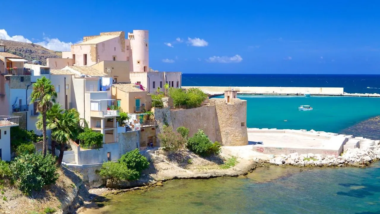 Frontemare House & Rooms Castellammare del Golfo